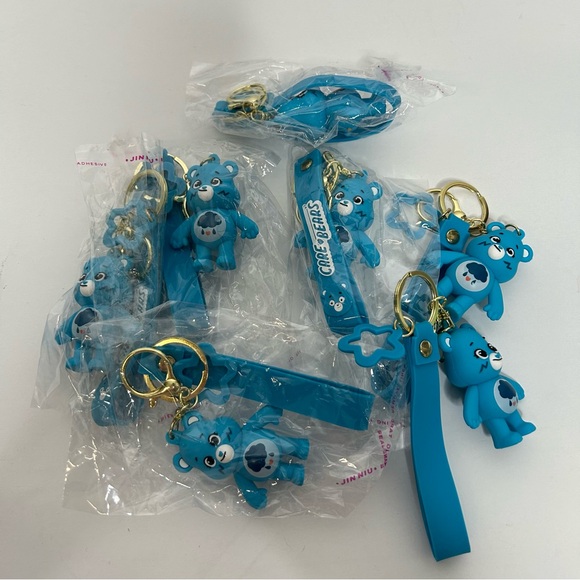 Care Bears Rubber Keychain 6 Different Colors NEW - Picture 12 of 15
